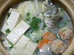芫荽豆腐鱼汤