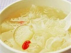 雪梨银耳汤