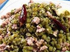 酸豆角炒肉粒