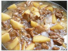 土豆烧肉