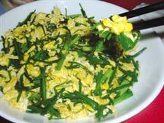 野葱炒鸡蛋