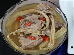 笋干老鸭汤