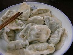猪肉韭菜胡萝卜馅饺子