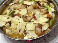 冬笋焖鱼腩