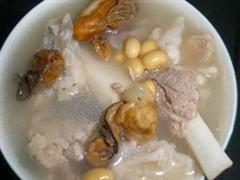 黄豆猪骨汤