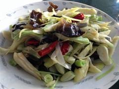 木耳炒茭白