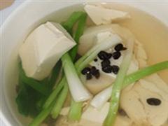 葱豉豆腐汤