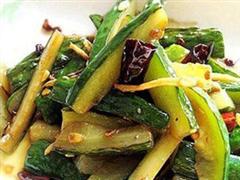 油吃黄瓜