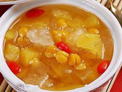 菠萝银耳羹