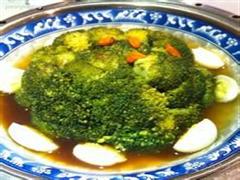 鸽蛋西兰花