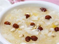 莲子黑枣小麦汤