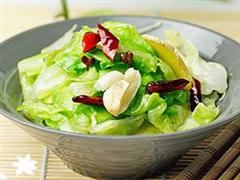 黄秋葵炒卷心菜