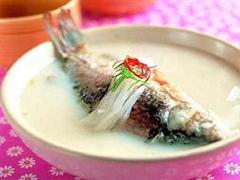 鲫鱼白汤