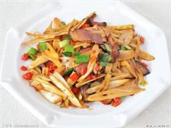 芦笋肉丝炒掐菜