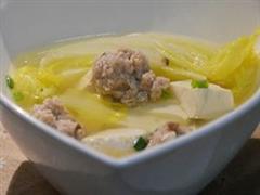 扒白菜肉丸子
