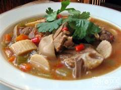 清炖羊肉汤