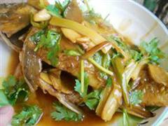 姜葱熏鲤鱼