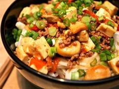 鲜蘑菇炖豆腐