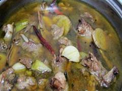金针炖鸭子