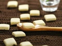 牛奶方块小饼干