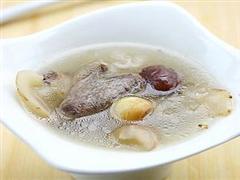 沙参玉竹银耳莲子鹌鹑汤