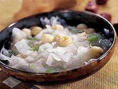 银耳甜蛋汤