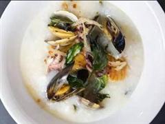 鱿鱼蛤蜊粥