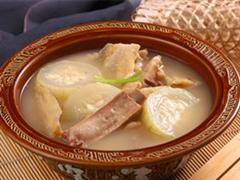 柴鱼节瓜瘦肉汤
