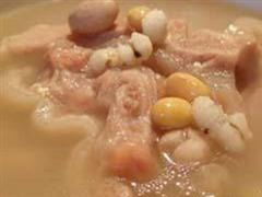 花生冬菇猪脚汤
