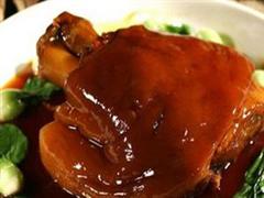 黄精煨肘