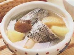 苹果雪梨生鱼汤