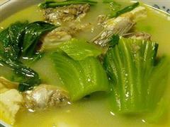 芥菜蜜枣咸鱼头汤
