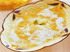 冰糖银耳鸭蛋羹