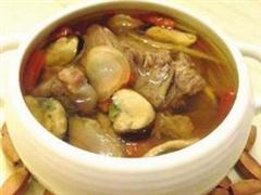 鸡头米排骨汤