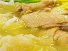 银耳炖双鸽