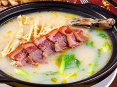 笋干老鸭煲