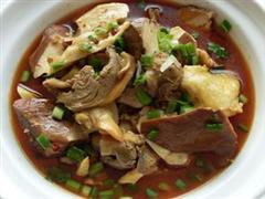 白炖蚌肉