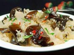蒜泥凉食白木耳