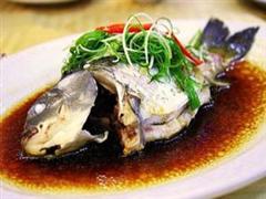 清蒸网油鲫鱼
