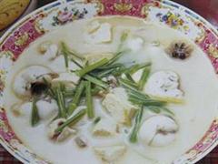 小墨鱼炖豆腐