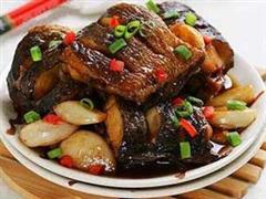 大蒜炖生鱼