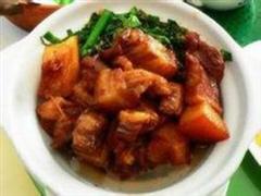 椰菜白葡萄酒焖猪肉