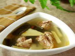 鲜笋老鸭汤