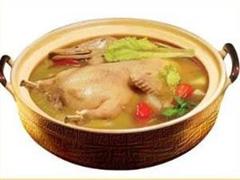 酸萝卜马蹄炖鸭
