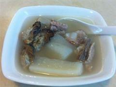 蚝干排骨萝卜汤