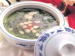 南北杏西洋菜银耳百合汤