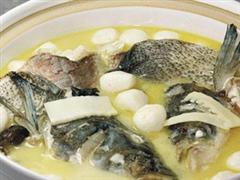 砂锅鱼头丸子