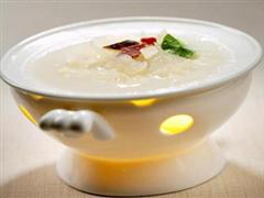 砂锅奶汤鱼唇
