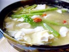氽苦瓜豆腐汤