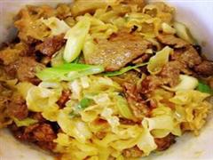 银耳炒肉片
